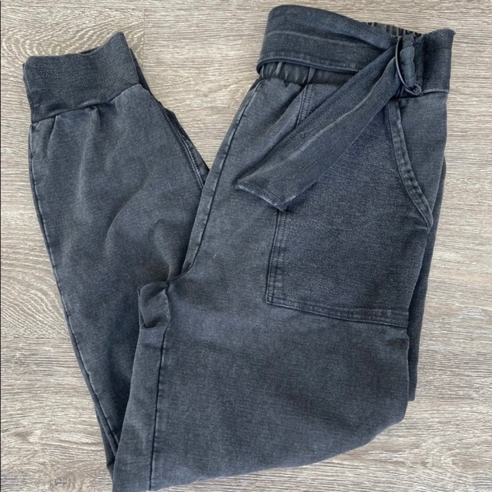 Women’s Pants